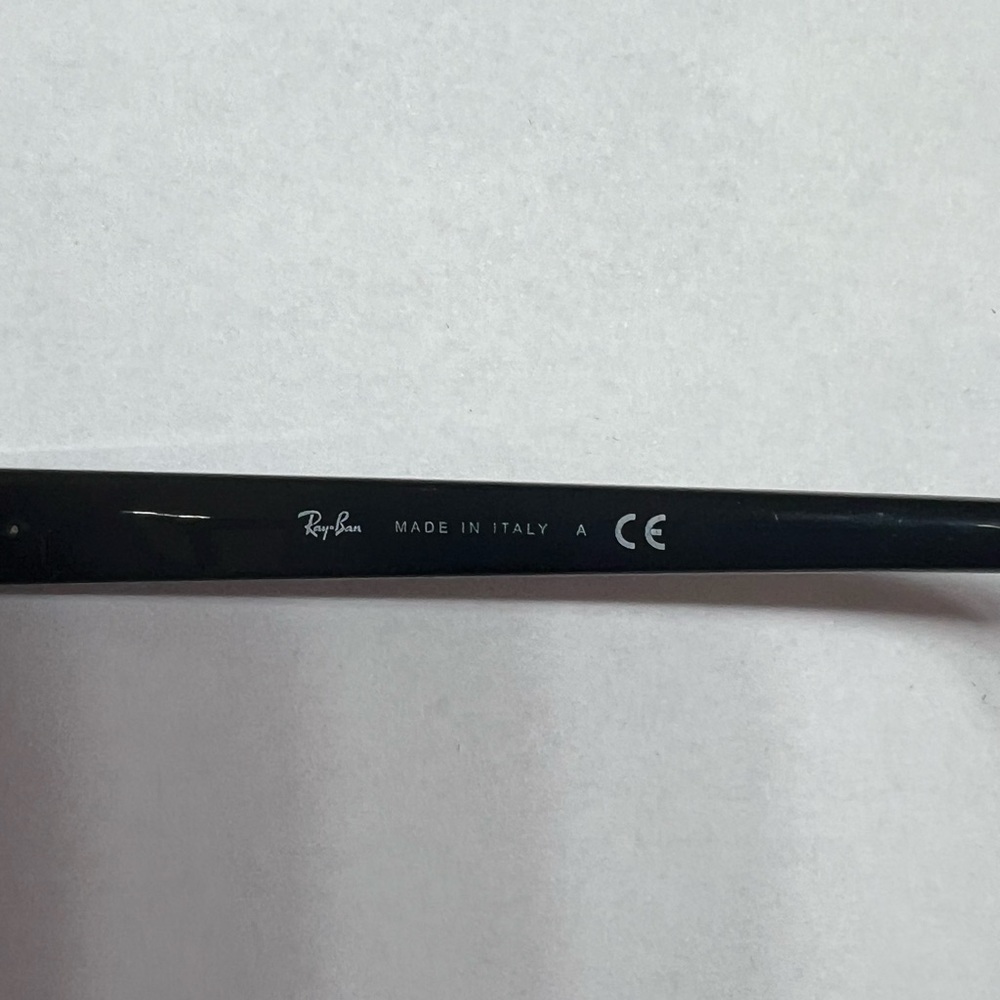 Ray-Ban Black Used  Eyeglasses with Case. - Picture 4 of 5